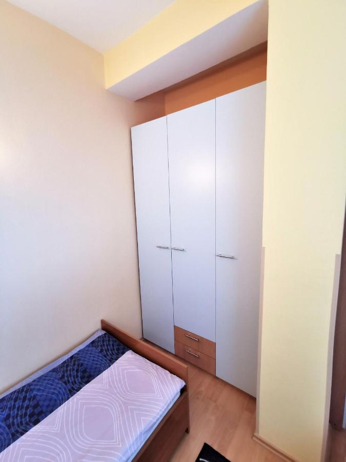 Apartment Delost ลอฟราน ภายนอก รูปภาพ