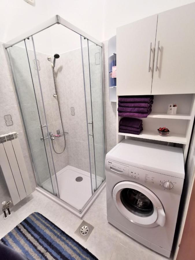 Apartment Delost ลอฟราน ภายนอก รูปภาพ